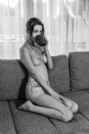 Original 3840 px/ 5760 px