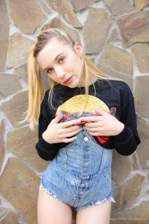 Original 2400 px/ 3600 px