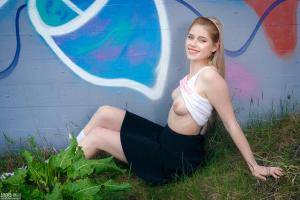 Original 900 px/ 600 px