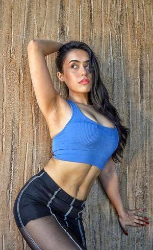 Original 490 px/ 800 px