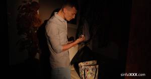 Original 4096 px/ 2160 px