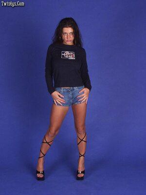 #Twistys Dorothy Black Brunette StipTease