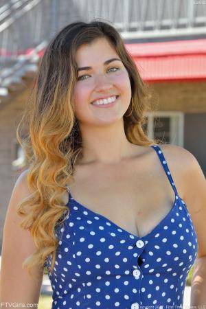 Original 852 px/ 1280 px