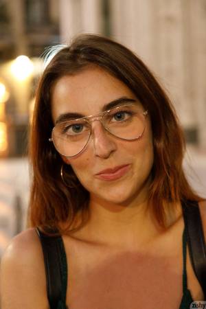 Original 1280 px/ 1920 px