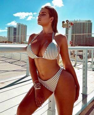 Original 881 px/ 1080 px