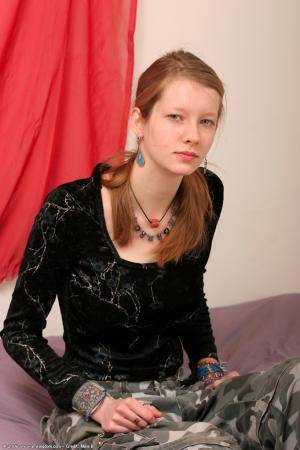 Original 682 px/ 1024 px