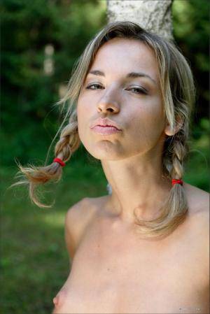 Original 854 px/ 1280 px