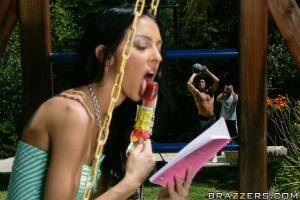 Original 900 px/ 600 px