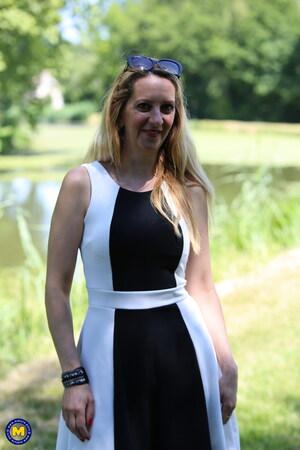 Original 1706 px/ 2560 px