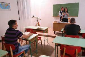 Original 2495 px/ 1663 px