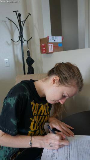 Original 1215 px/ 2160 px