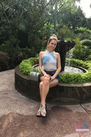 Original 2000 px/ 3000 px