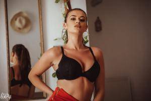 Original 4500 px/ 3000 px