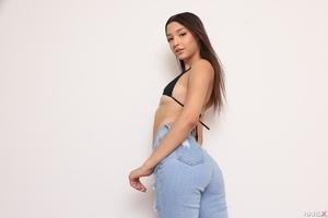 Original 1920 px/ 1281 px