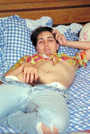 Original 683 px/ 1024 px