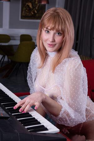 Original 5792 px/ 8688 px