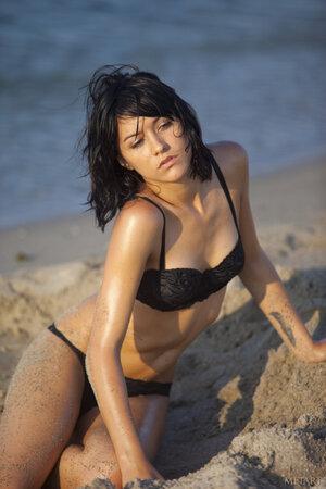 Original 1365 px/ 2048 px