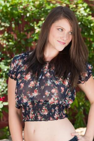 Original 682 px/ 1024 px