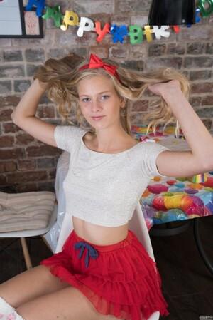 Original 534 px/ 800 px