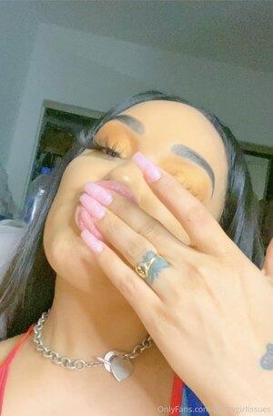 Original 749 px/ 1142 px