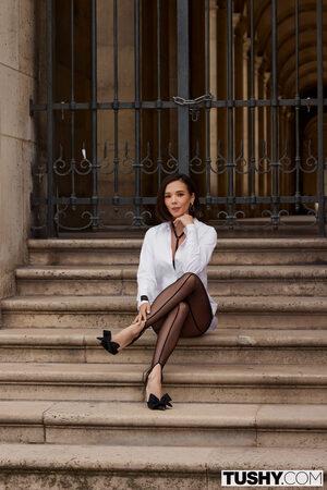 Original 2000 px/ 2999 px