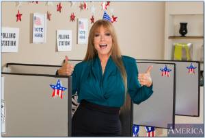 Original 850 px/ 571 px