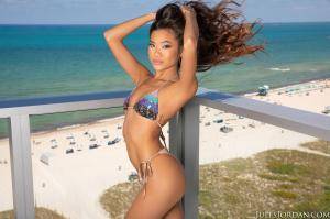 Original 3200 px/ 2132 px