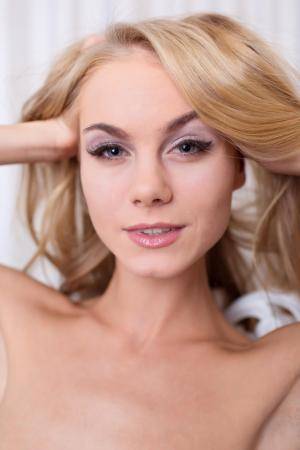 Original 3200 px/ 4800 px