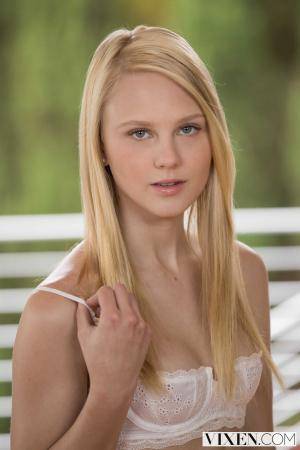 Original 2000 px/ 3000 px