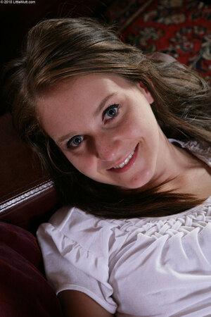 Original 1067 px/ 1600 px