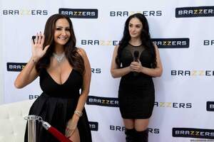 Original 1600 px/ 1066 px