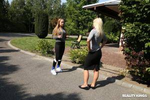 Original 3000 px/ 2000 px