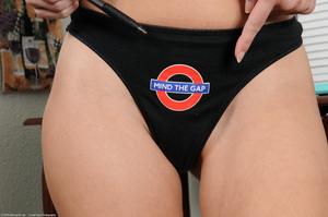 Original 2400 px/ 1594 px