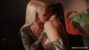 Brazzers Charlotte Sins, SlimThick Vic - Slither 15 Oct_116059961