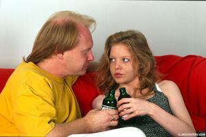 Original 2000 px/ 1335 px