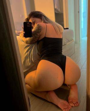 Original 915 px/ 1137 px