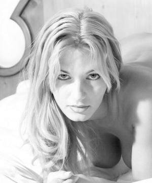 Original 997 px/ 1200 px