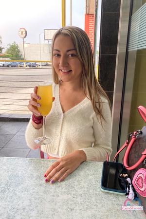 Original 2000 px/ 3000 px