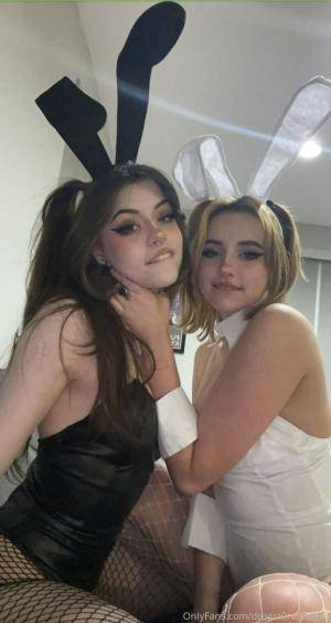 Original 682 px/ 1280 px