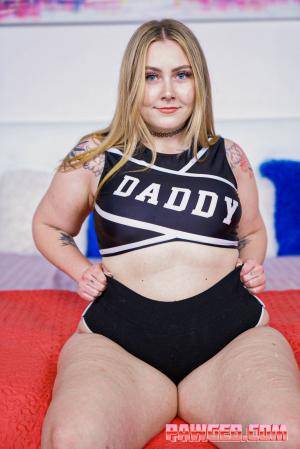 Original 1067 px/ 1600 px