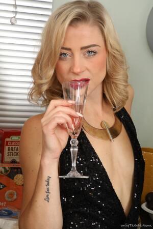 Original 4480 px/ 6720 px