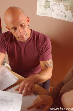 Original 600 px/ 915 px