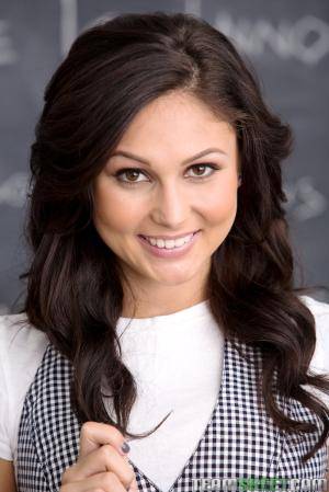 Original 699 px/ 1048 px