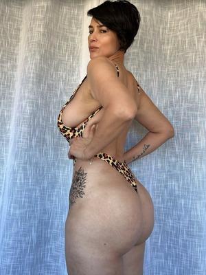 Original 2000 px/ 2666 px