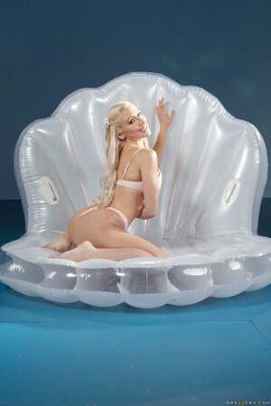 Original 1663 px/ 2495 px