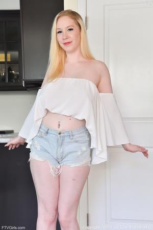 Original 3280 px/ 4928 px