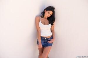 Original 1600 px/ 1067 px