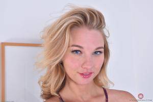 Original 3000 px/ 2000 px