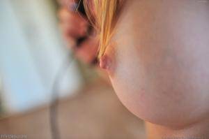 Original 1600 px/ 1064 px