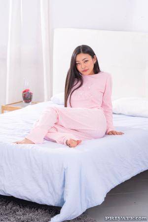 Original 1067 px/ 1600 px